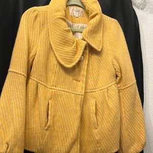 Super chic yellow coat